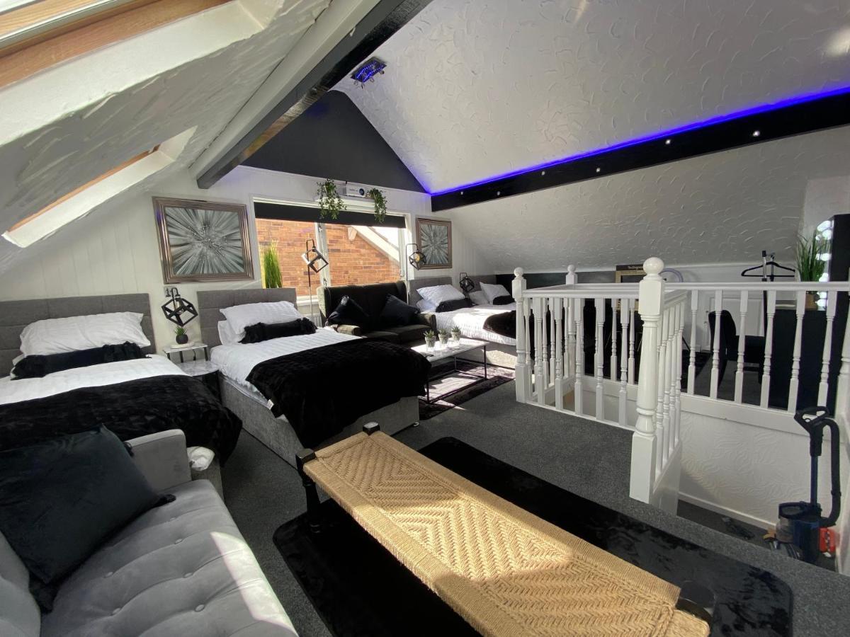 New…The Hottub House Blackpool Pleasure Beach Exterior photo